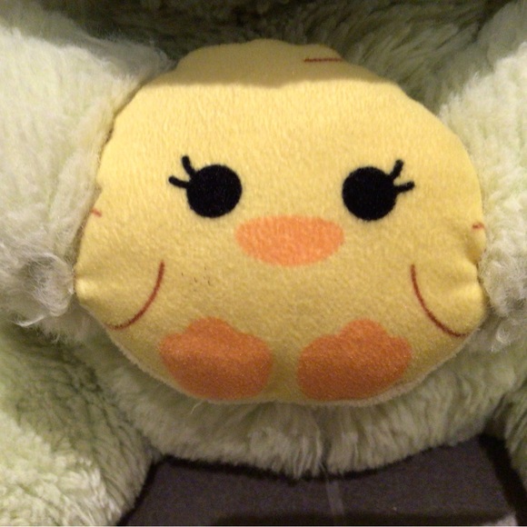 Disney store 2019 - yellow bunny Easter Stitch - Picture 4 of 5